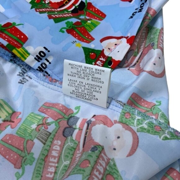 Devine Curves Scrub Christmas Top Women V Neck Short Sleeve Santa Blue Plus 3X - Picture 6 of 15